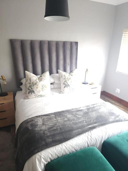 Cape Town, Sea Point, Beautiful 2 Bedroom Apartment @Tucked Away Kültér fotó