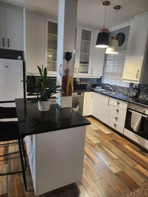 Cape Town, Sea Point, Beautiful 2 Bedroom Apartment @Tucked Away Kültér fotó